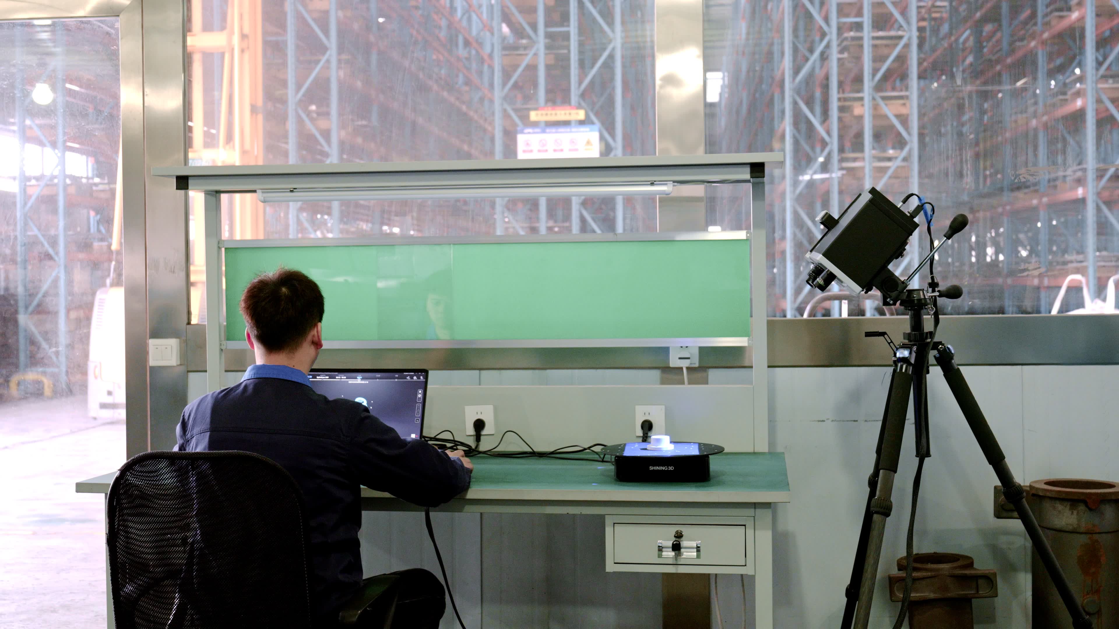 Scan a locking assembly with OptimScan 5M Plus